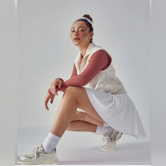 NWT Athleta XS TP (Tres Petite) Elevate Skort in White - Picture 2 of 14